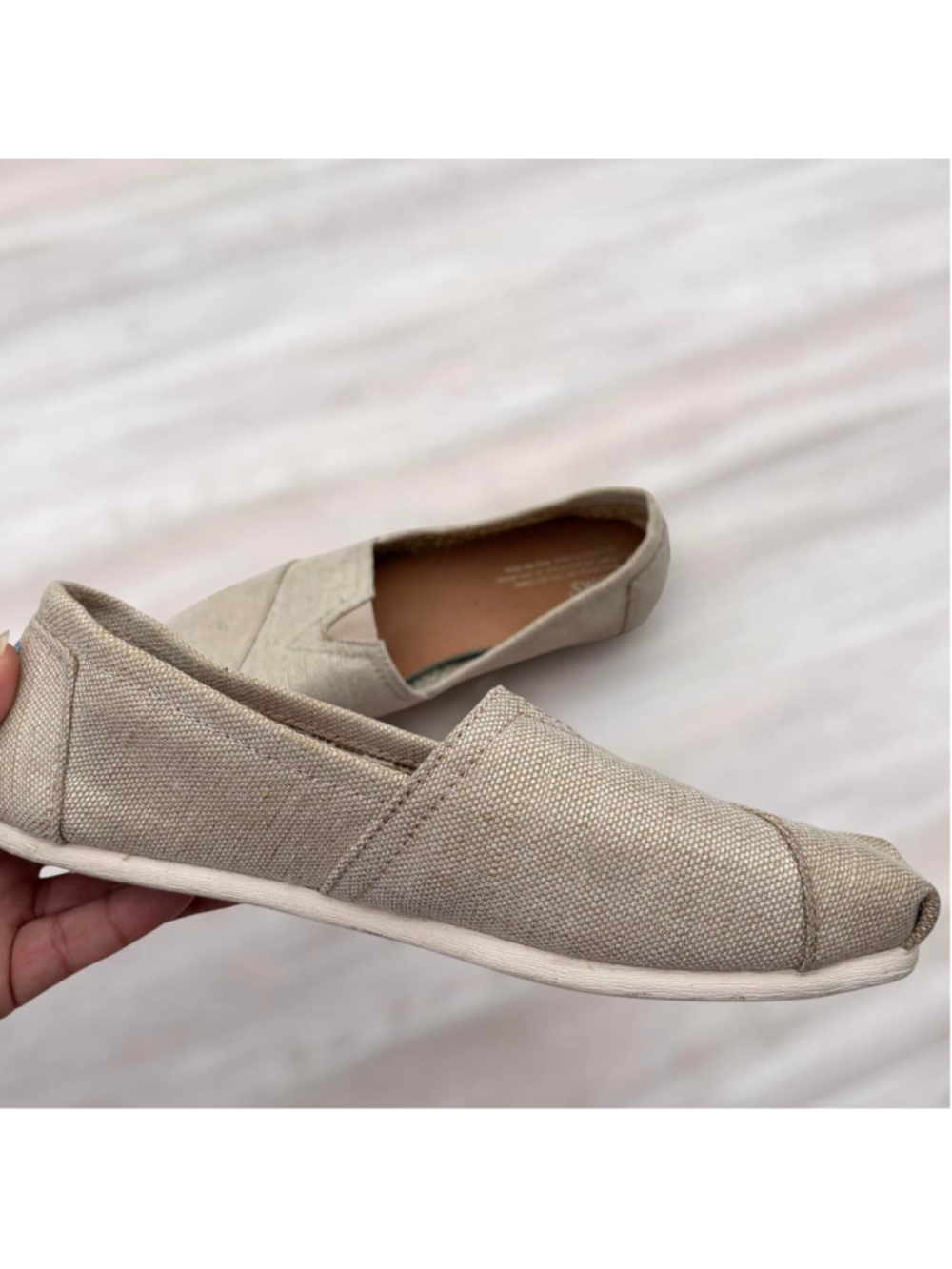 TOMS Classic Natural Linen Slip-On Flats — Sz W9